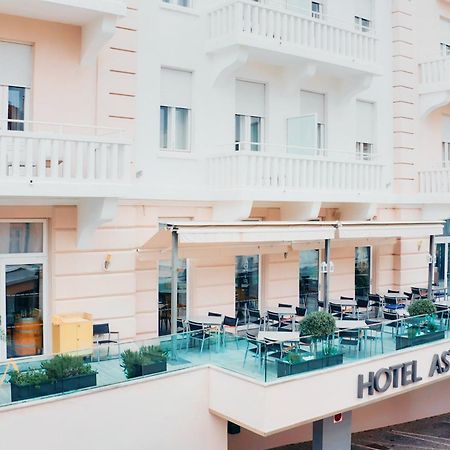 Astoria Hotel โอปาติยา ภายนอก รูปภาพ
