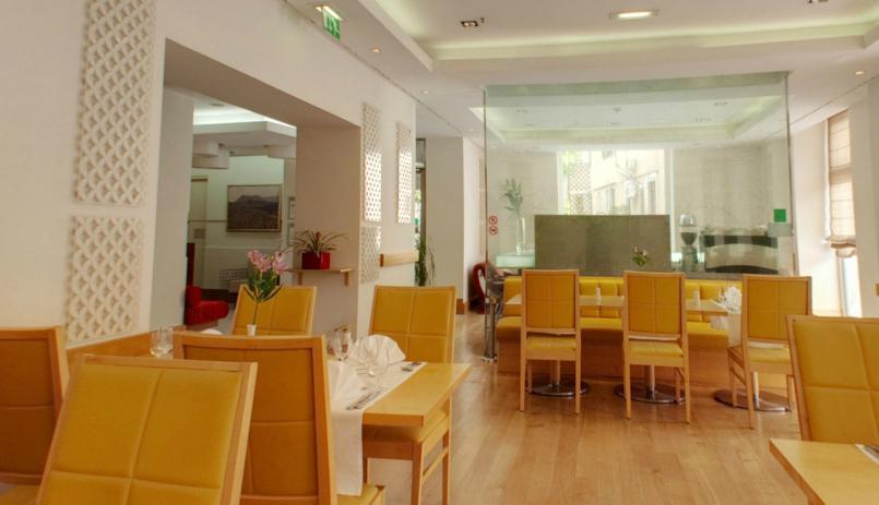 Astoria Hotel โอปาติยา ภายนอก รูปภาพ