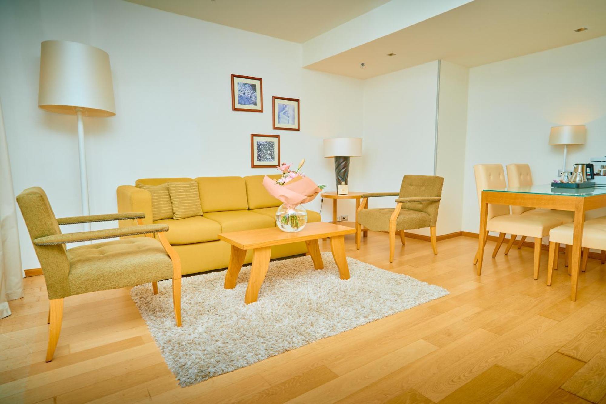 Astoria Hotel โอปาติยา ภายนอก รูปภาพ