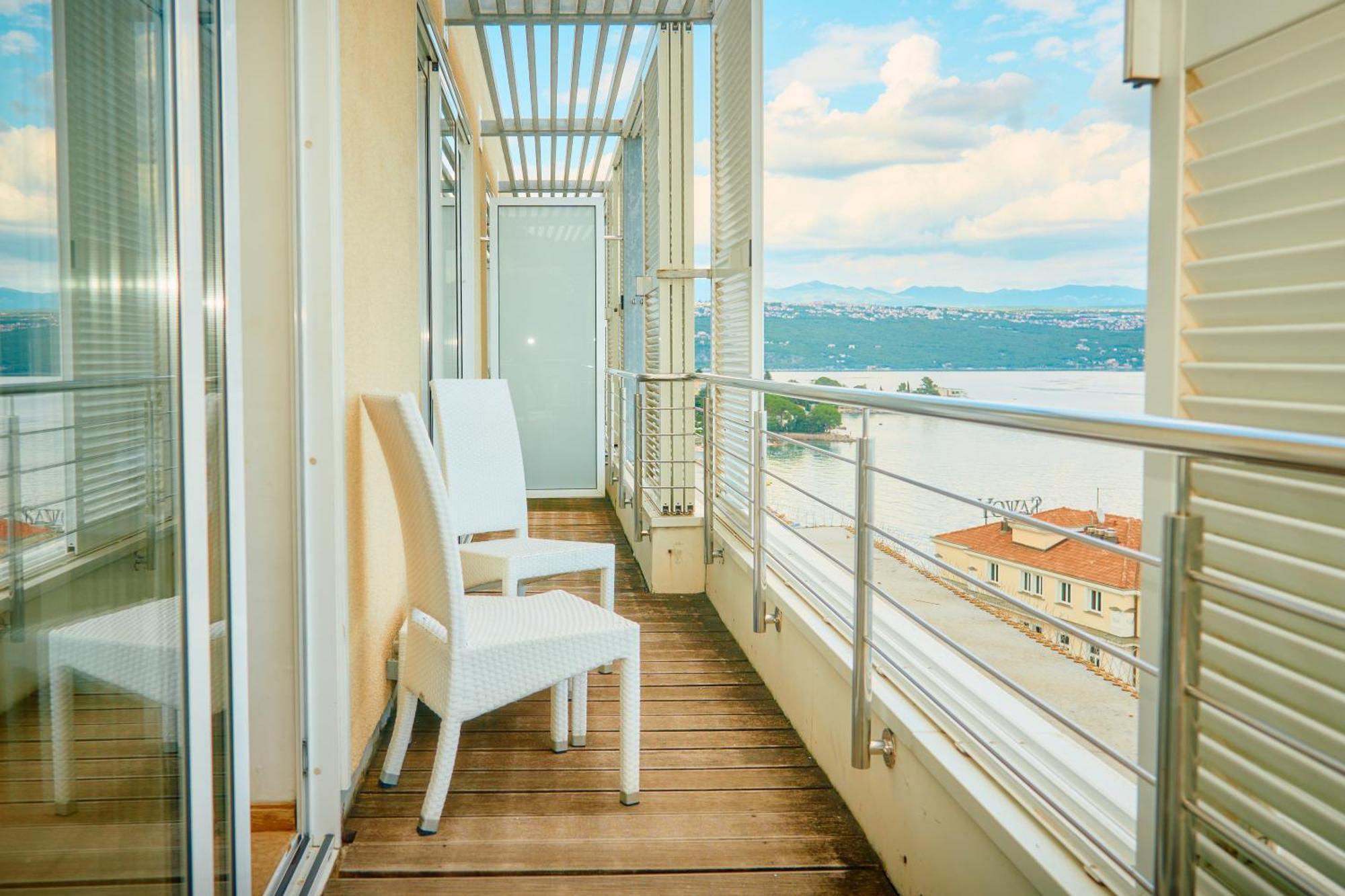 Astoria Hotel โอปาติยา ภายนอก รูปภาพ