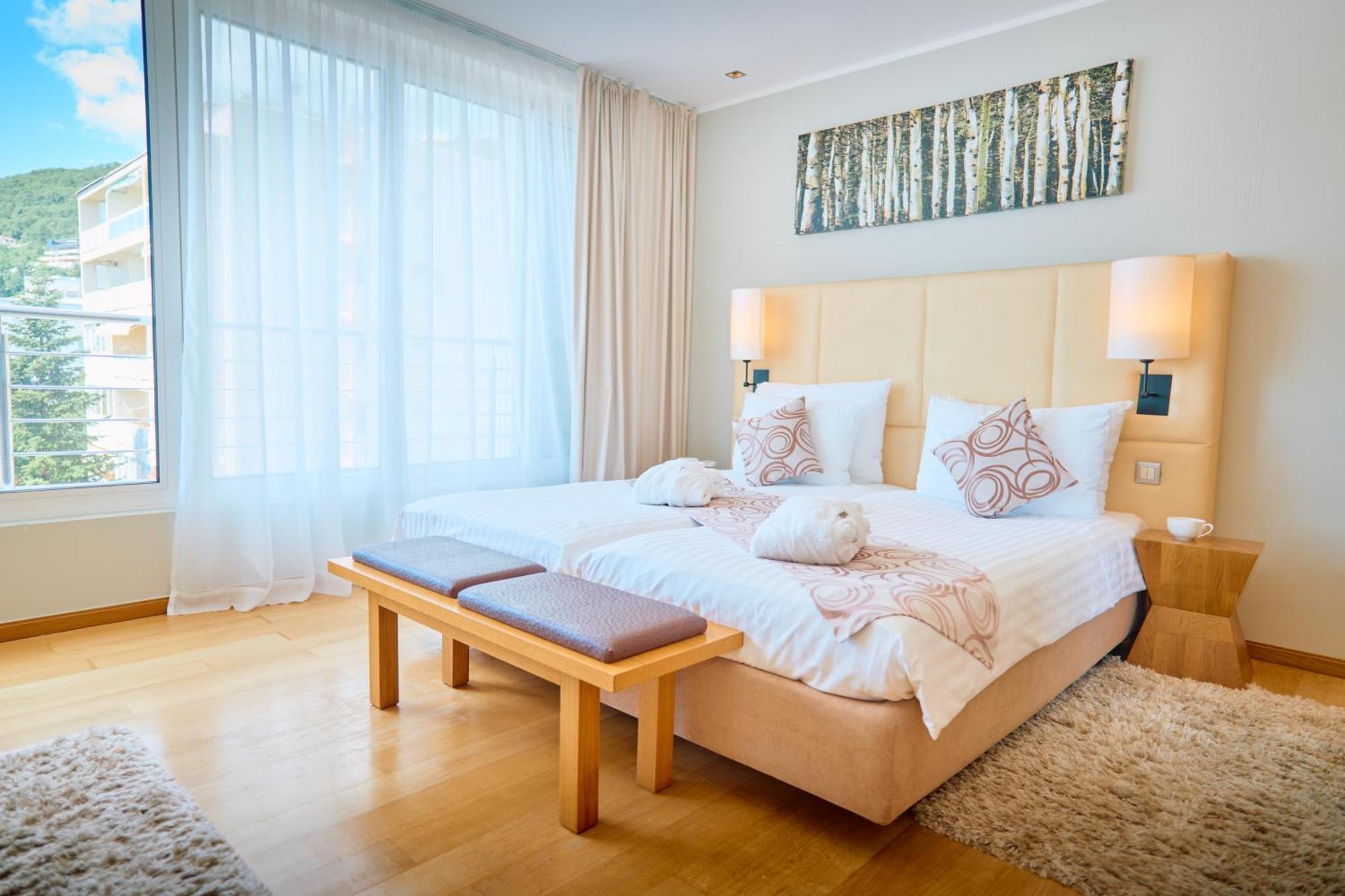 Astoria Hotel โอปาติยา ภายนอก รูปภาพ